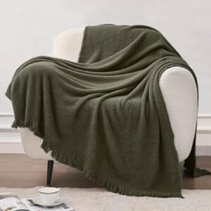 DISSA Throw Blanket, Super Soft Cozy Fuzzy Plush Warm Fringe Blankets & Throws for Couch, Sofa, Chair, Bed, Camping, Picnic, Travel Lightweight Bed Knitted Green Blanket All Season Use - 51X63